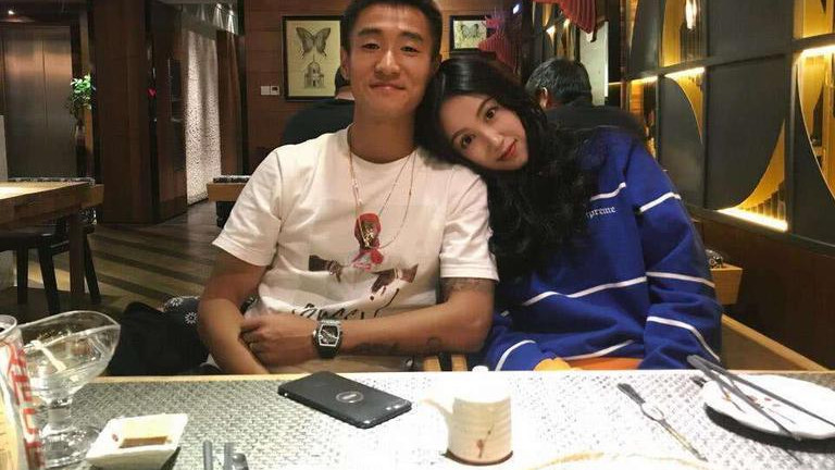 中超|完犊子！知情人爆料中超彻底停摆 韦世豪哭诉日子过得像乞丐！