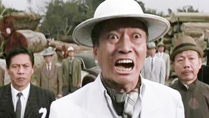 方刚|74岁方刚退休定居内地，住豪宅生活滋润，给狗送珍珠项链太奢侈