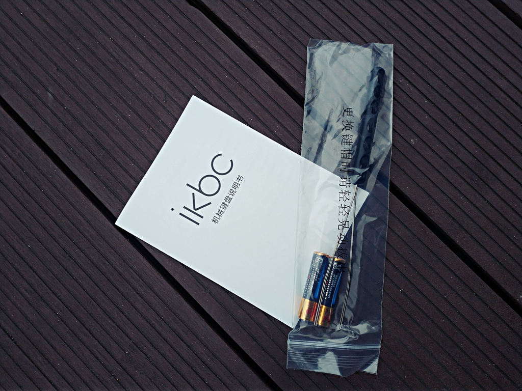 黑鲨5|帅气，好用：ikbc高达自由无线2.4Gcherry红轴