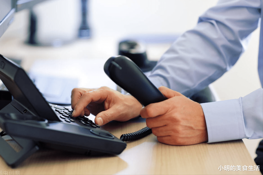 显卡|中国大都使用手机,为何发达国家却流行固定电话?看完你就知道了