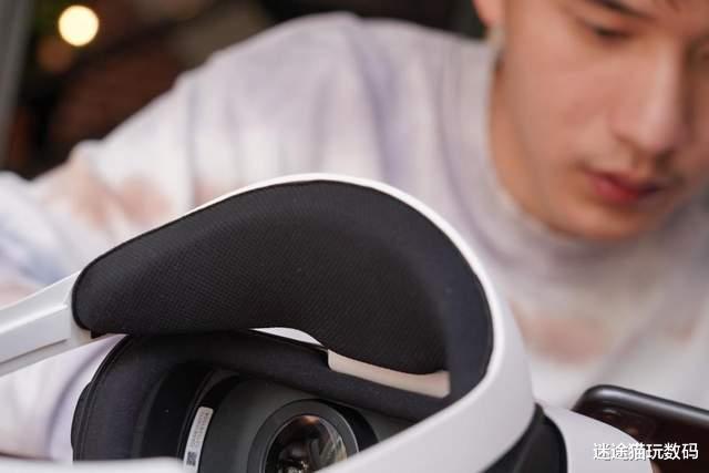 一体机|享受沉浸式体验:防疫期间,花2000元入手奇遇VR一体机到底值不值