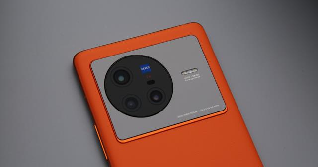 iqoo10|售价完全一致！iQOO10与vivoX80究竟谁值得入手？一文让你读懂