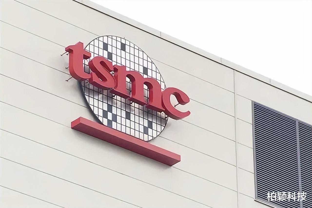 佳能|芯片出现过剩迹象，ASML最先受害，能救它的只有中国芯片了