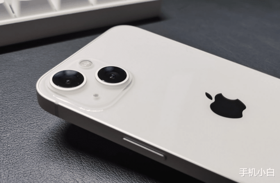 芯片|买手机别跟风,2022这5款手机几乎“零差评”,再用三五年无压力