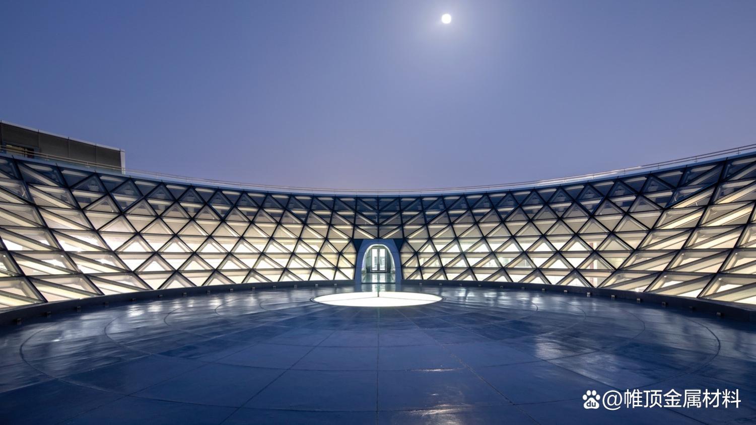 屋面风格太单调？试试铝镁锰金属板瓦，让你的屋面精致漂亮