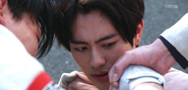 |假面骑士revice37话门田惊喜回归80岁老人瞬移登场化解兄弟恩怨