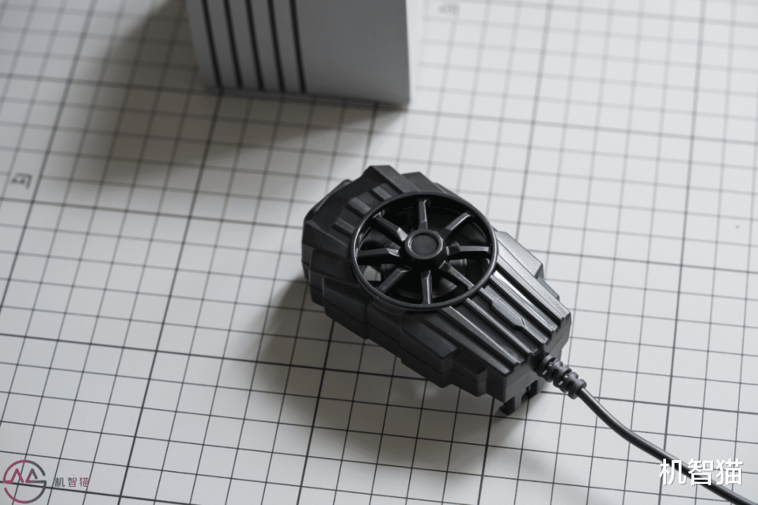 一加科技|从13.9到299元有什么区别?主流手机散热背夹