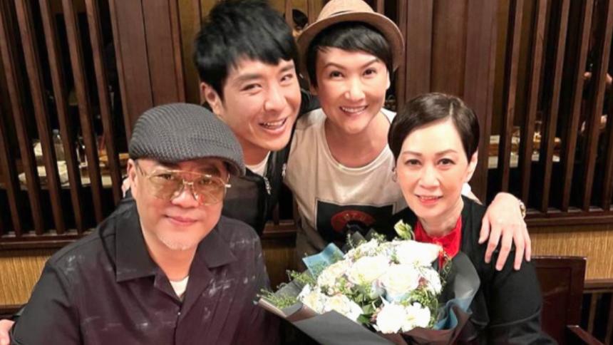 欧阳震华|欧阳震华夫妇一同庆祝生日！妻子戴名表显贵气，出身豪门家产80亿