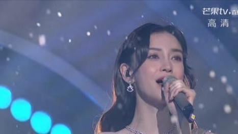 张小斐|元宵晚会：baby状态憔悴能量低，张小斐唱功惊人，金晨排骨胸抢镜