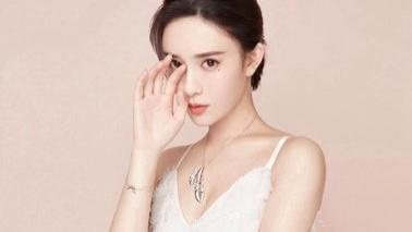 迪丽热巴|孟子义，王源，郑秀妍，迪丽热巴，孟美岐，湾湾女星！