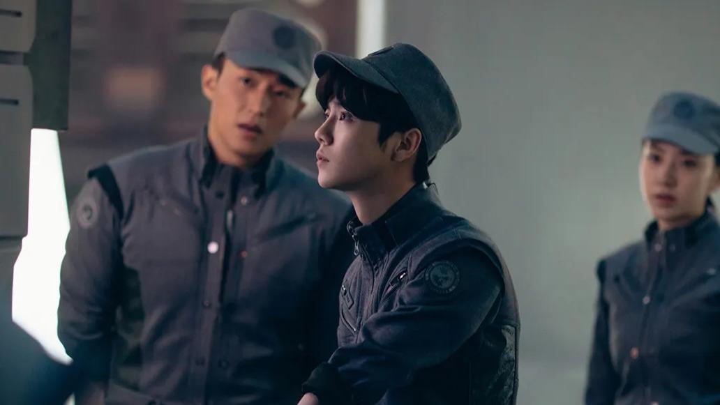 上海堡垒|4年过去，关上中国科幻片大门的《上海堡垒》，终于该“翻身”了