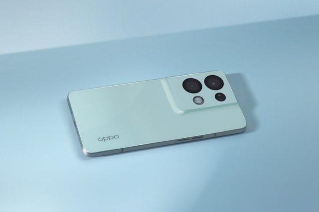 芯片|助你随手记录清凉一夏，换机就选OPPO Reno8 Pro+