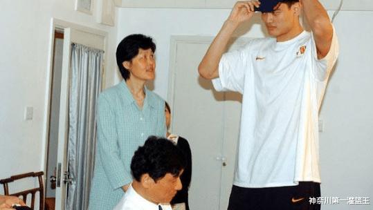 姚明|2011年，赛季报销的姚明成为自由球员，当时联盟各队报价如何？
