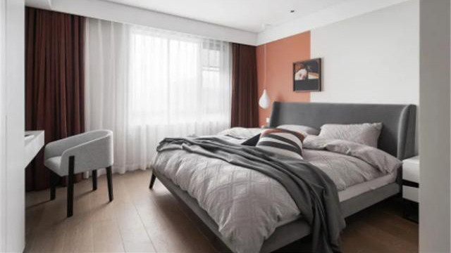 床头背景墙别再挂装饰画了！现在流行乳胶漆+石膏线，高级又好看