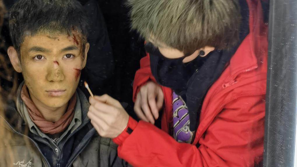 朱一龙|迎接母亲节，圈内大咖讲述朱一龙成为演员的缘由，小笼包说出心愿