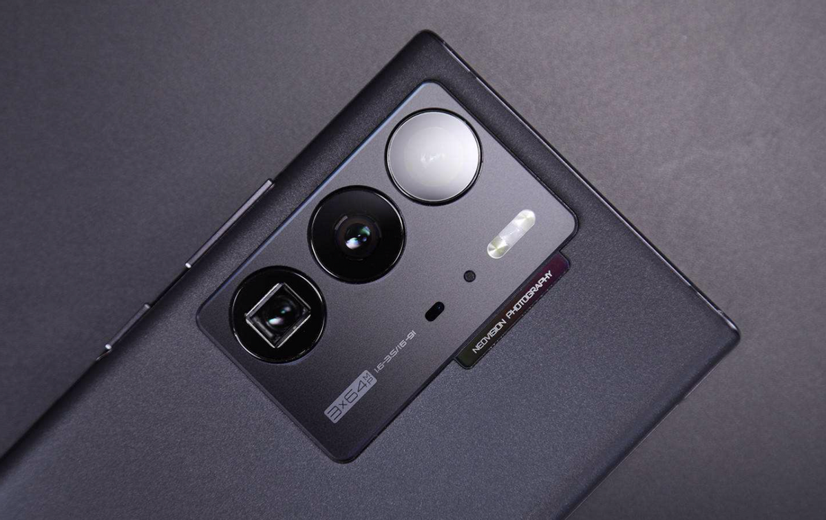 中兴|最高16GB+1TB加持,技术力堪比华为,为何就是没啥人买呢?