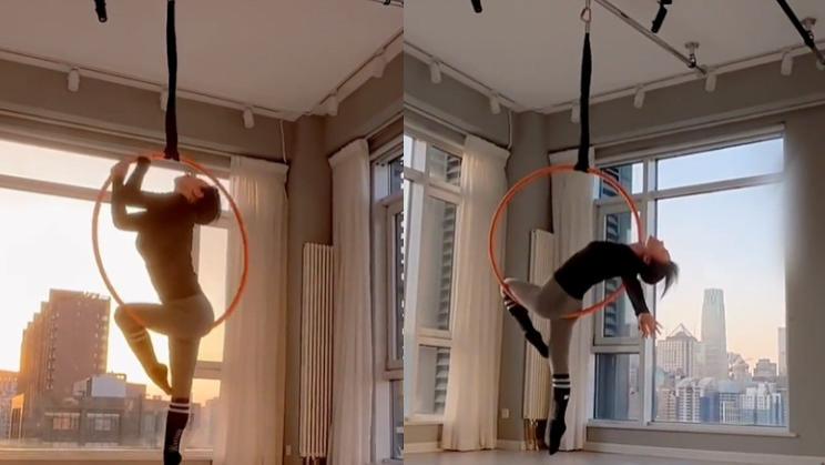 柳岩|41岁柳岩穿紧身衣好惹眼！身体腾空大玩瑜伽，一双长腿太惊艳