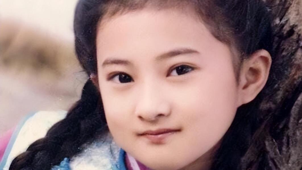 金铭|撒贝宁暗恋了她20年，41岁的金铭至今不婚不育，她到底经历过什么？