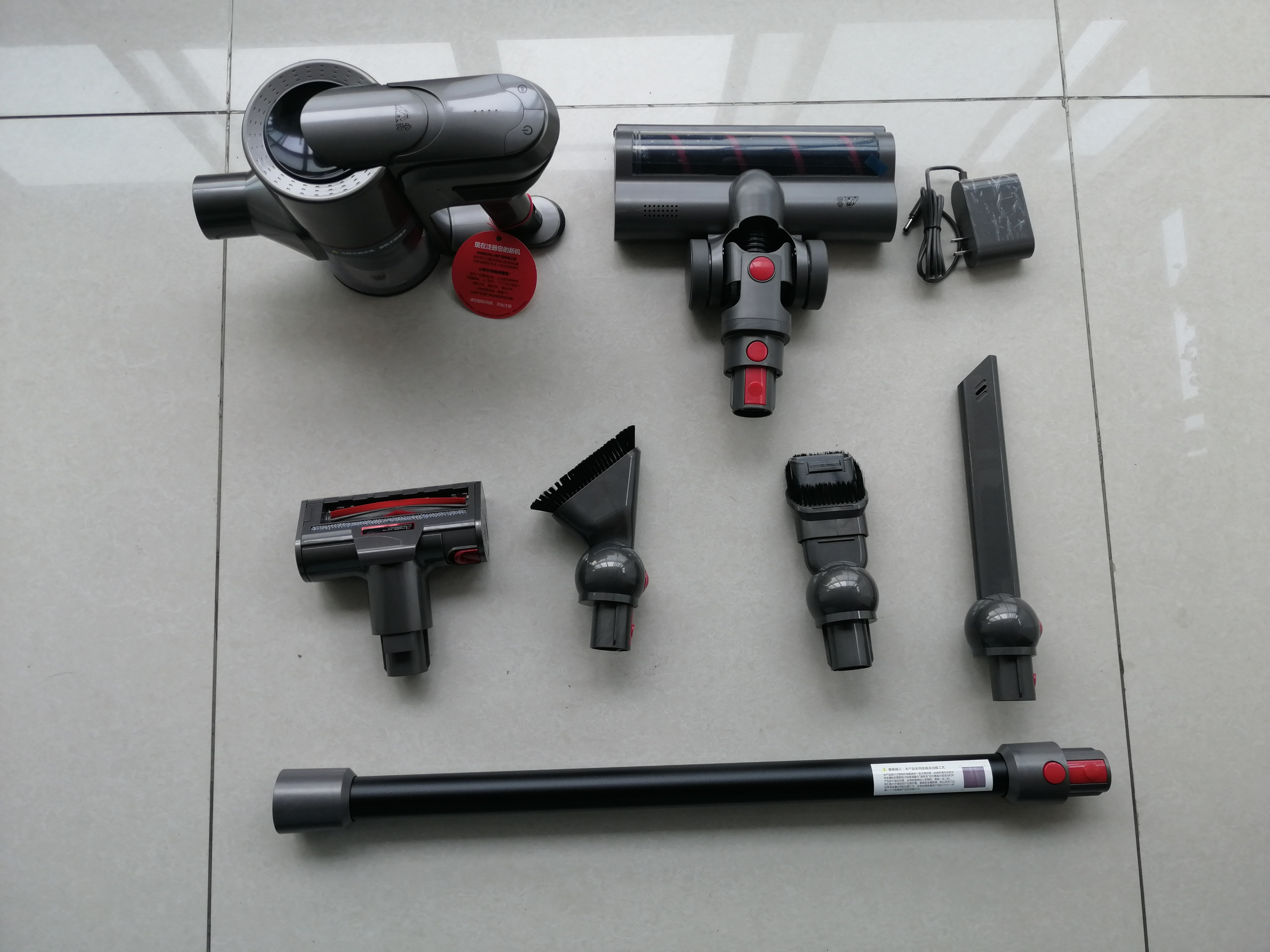 吸尘器|无线吸尘器好评度为什么越来越高?体验一年后,来说说真实感受