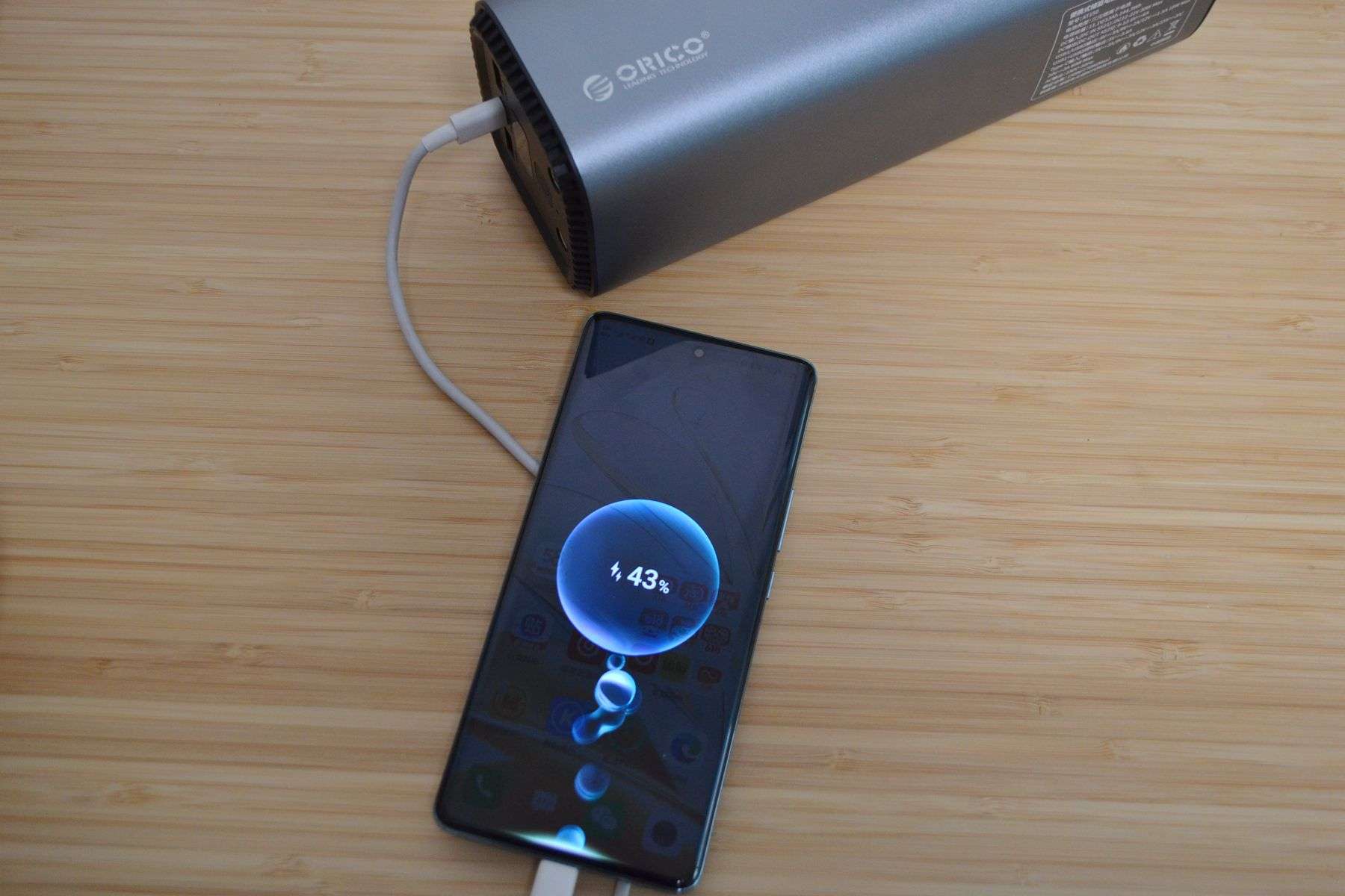 高通骁龙|像个小型发电机，轻便便携，户外用电堪比市电！奥睿科AT150测评