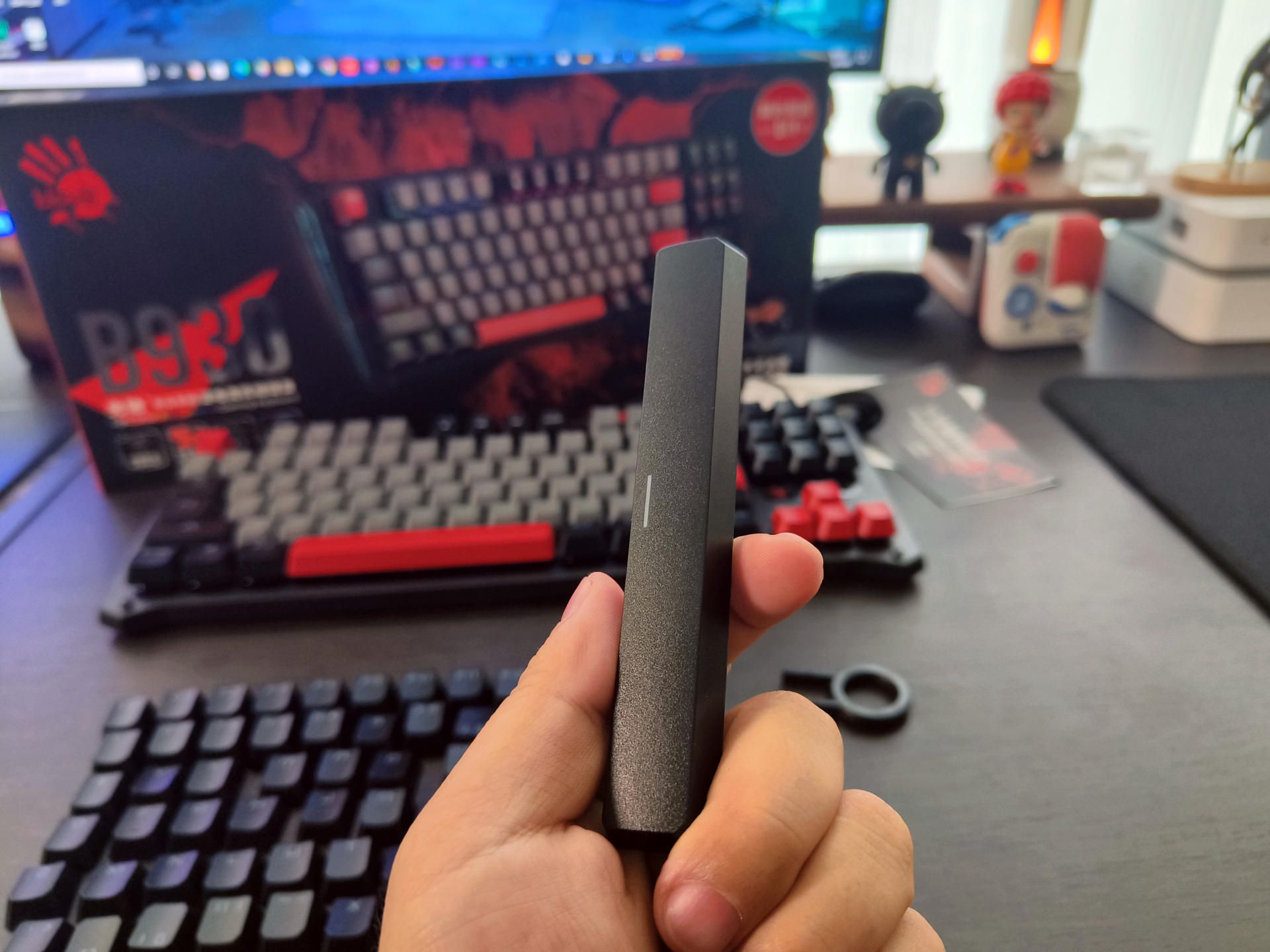 苏宁易购|国货当自强,血手幽灵B930光轴电竞键盘压轴登场!