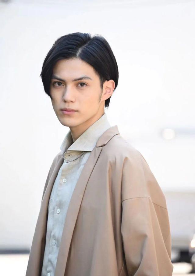 |假面騎士Geats前期主要角色背景設定公開，女主是千金大小姐