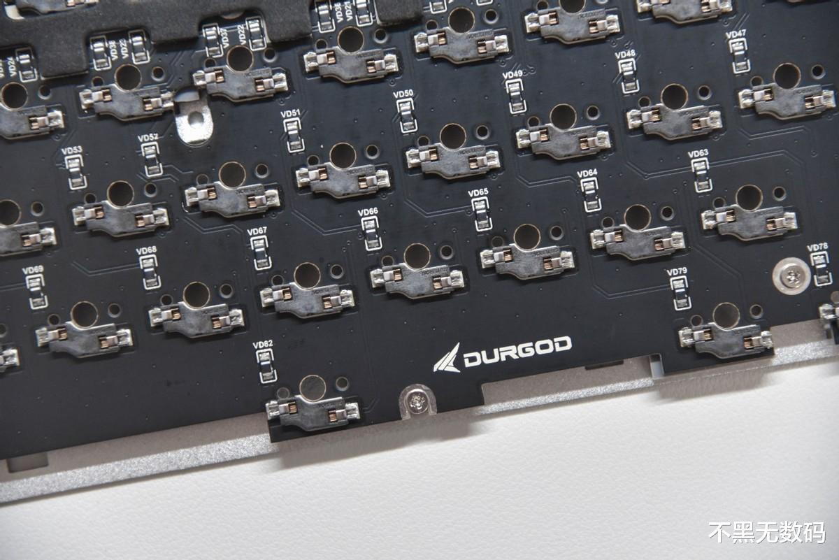 高通骁龙|完全拆解，这就是你们想要的好看、极简机械键盘，看你还买不买