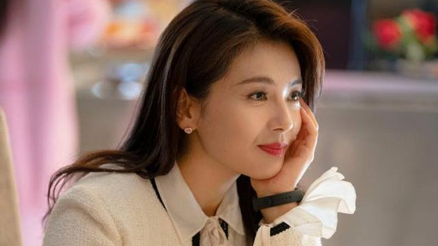 假日暖洋洋2|《假日暖洋洋2》：“琼女郎”同场比美，却被女配角抢了风头？