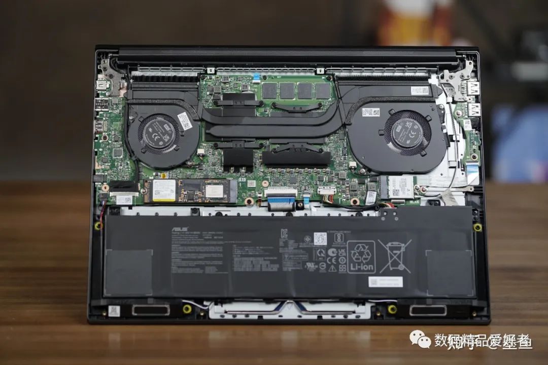 锐龙|RTX 3050Ti+酷睿锐龙双平台 华硕灵耀Pro16 2022是否值得选?