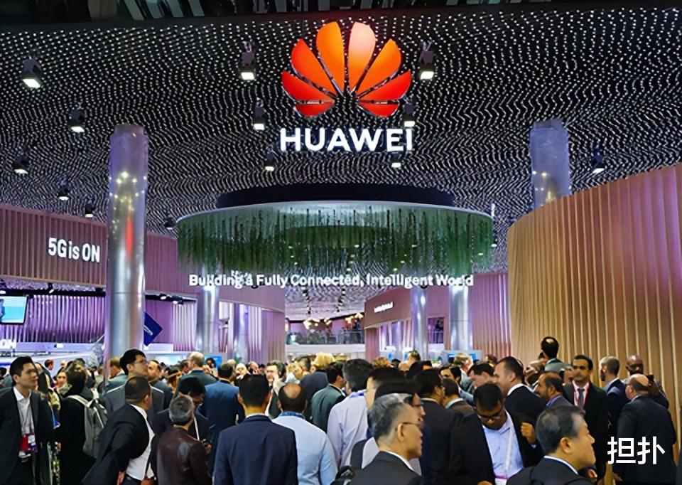 iPhone|华为主动放弃莱卡，不是坏事是好事，朝着全面国产化又前进了一步