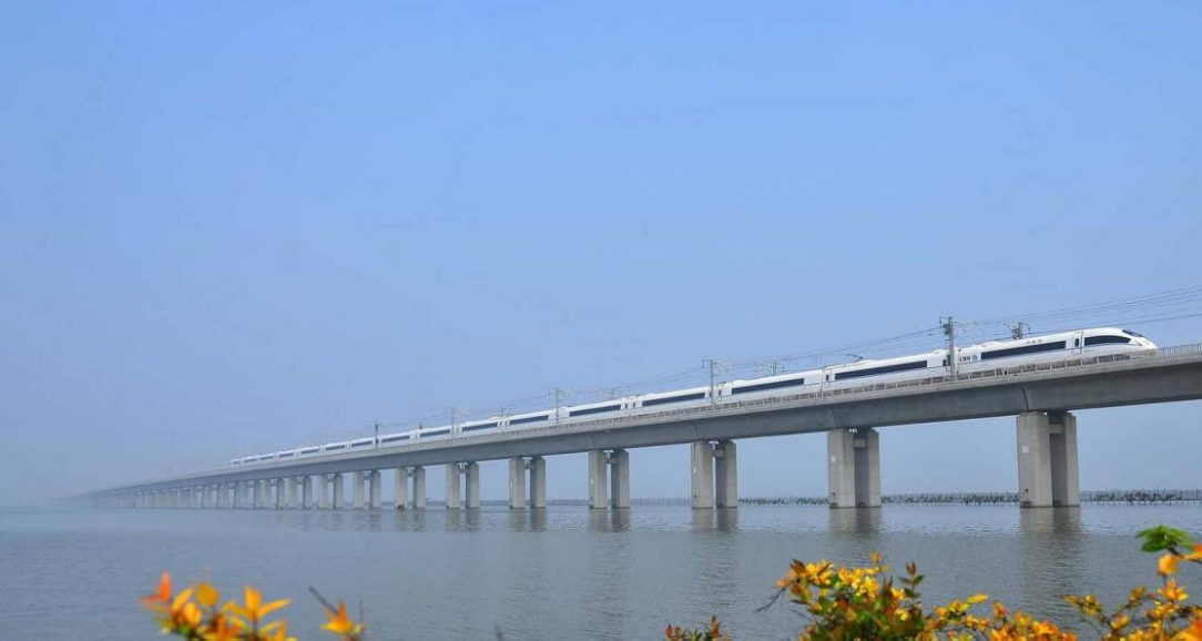 港珠澳大桥的出现，让外国人赞叹