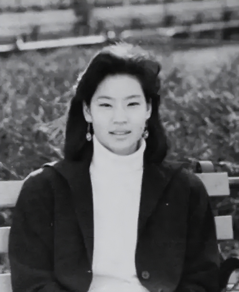 盘点五位好莱坞最火华裔女明星，最“丑”的一位拿下首个华裔影后