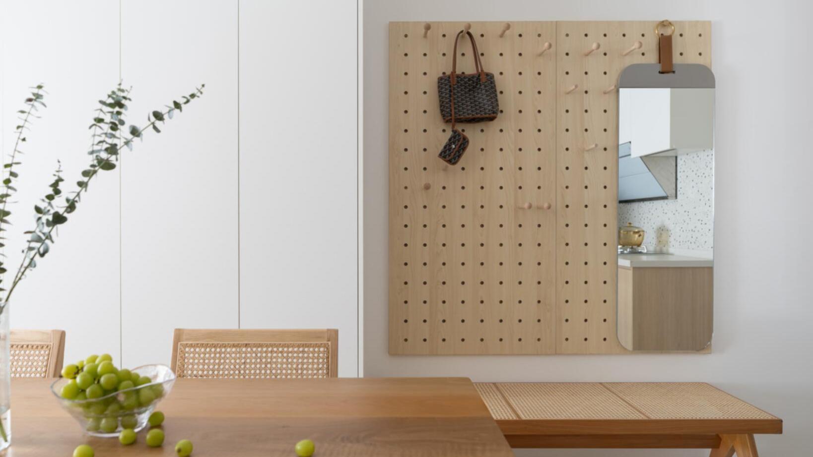 90后的她，拒绝断舍离，将102㎡新家打满柜子后，出奇地实用