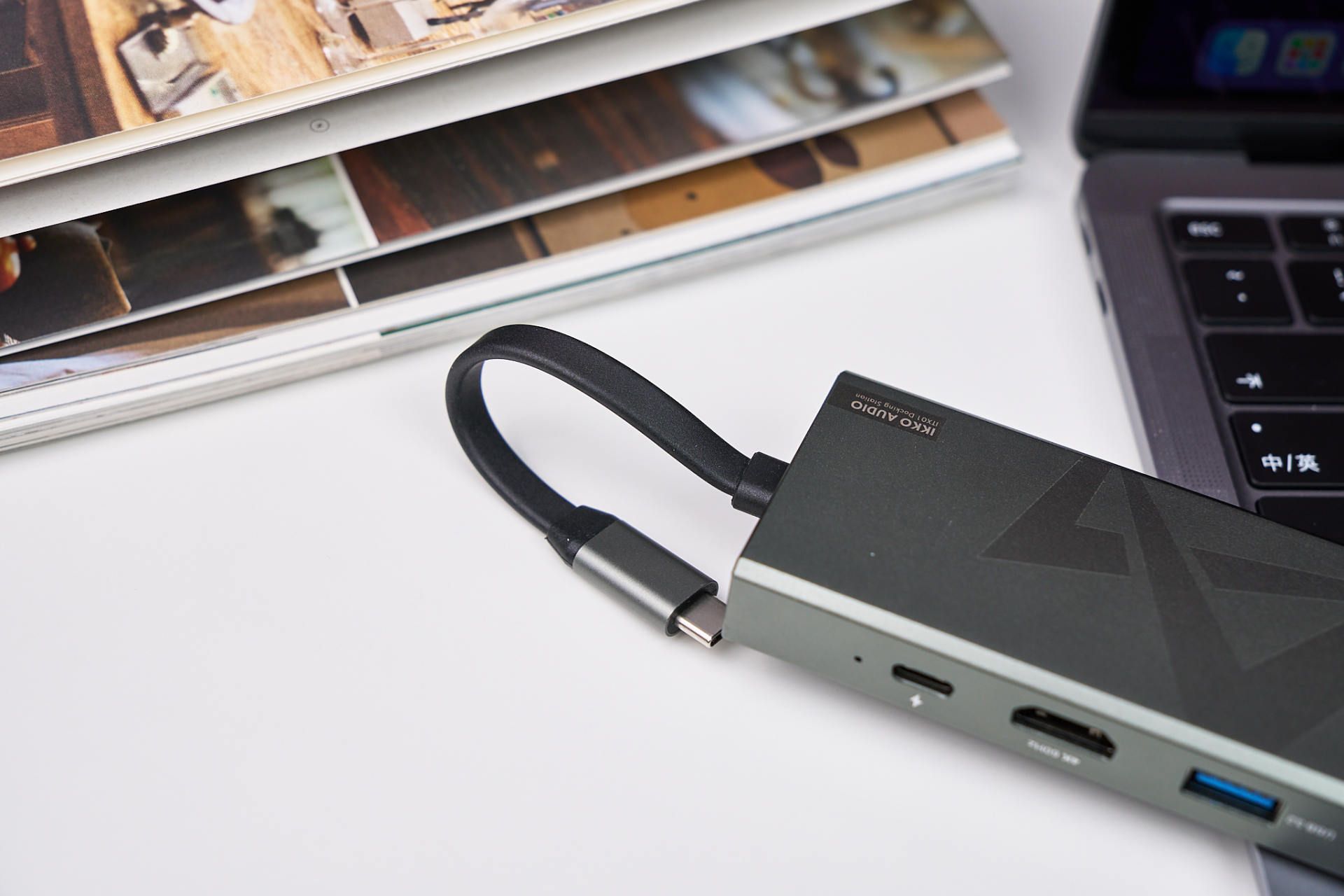 电池|艾刻iKKO ITX01 十合一扩展坞体验，自媒体人最有效率的工具