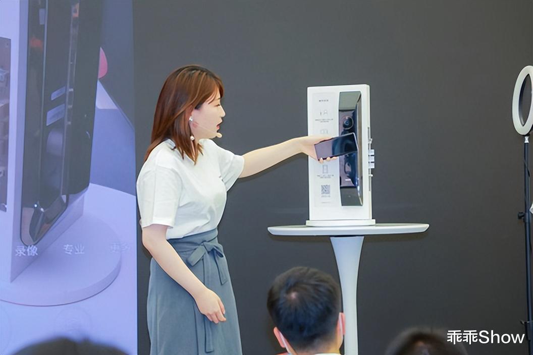 华为|夏日万象 华为HMS全场景数字生活体验:终端云服务赋能1+8+N战略