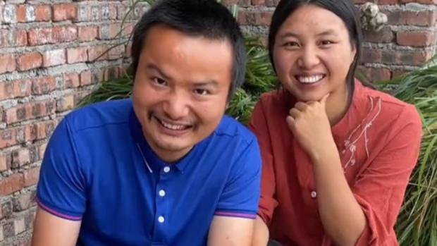 二胎|牛爱芳连更4天口碑回升？小春花打针利落吃饭，网友：露疤我就信