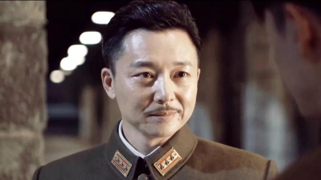 刘奕君|别人是中年发福，他们是越老越帅！连褶子都长得恰到好处