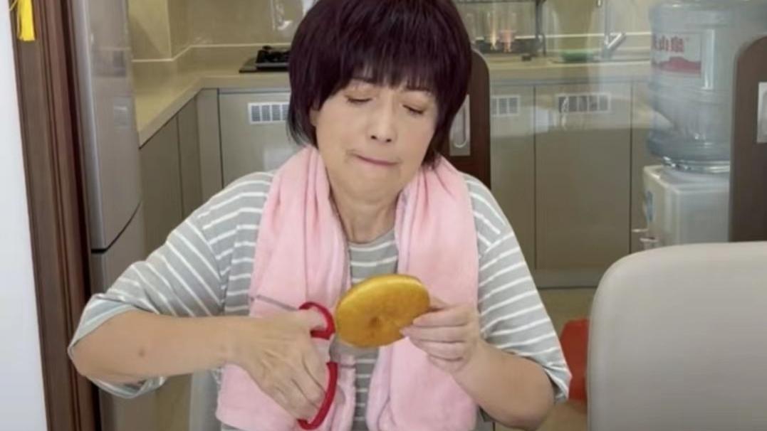 苑琼丹|备受争议！香港知名女星拍片分享上海抗疫，因夸张演绎遭网友责骂