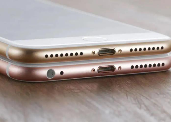 理想l9|选蓝牙耳机就看这3大配置,无论索尼还是小米,对照都能看出高低