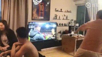 苏醒|曝光女星出轨，被好兄弟抢走女友，得罪整个演艺圈：他活该不红