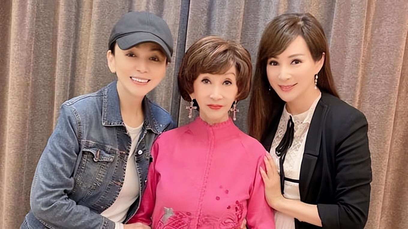 王琳|“雪姨”王琳惊喜现身TVB艺人聚会，疑赴港旅游，上月在上海隔离