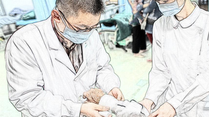 医生|车祸锁骨骨折正准备做手术，医生越发现越不对：立即抢救！