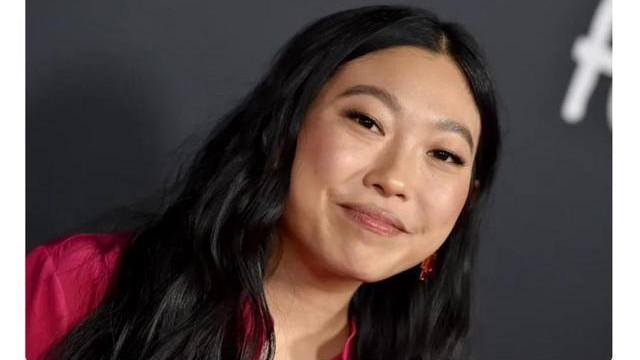 好莱坞|《尚气》女主角被喷到退网：好莱坞的网络暴力，和离谱的正确思维