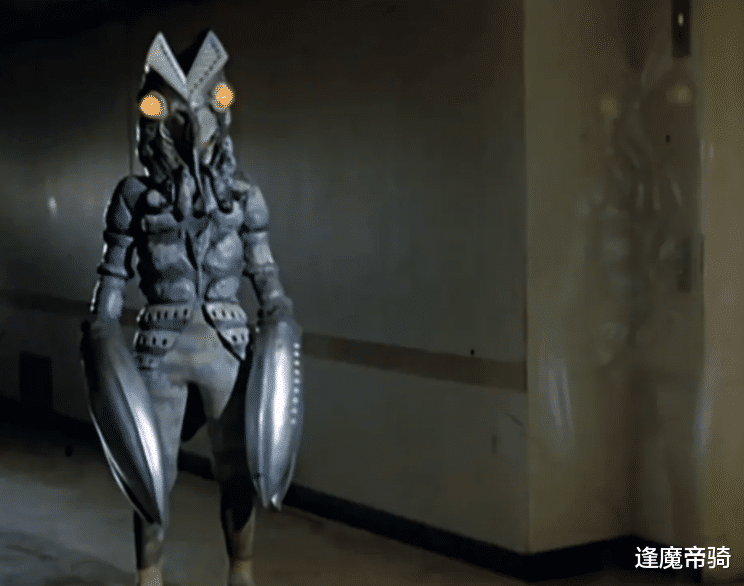 光之国|巴尔坦星人削弱严重,官方原设定他们很强,奥特曼都拿来做实验!