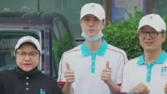 韩红|王一博为韩红新歌助力，韩红现身评论区：一宝，谢谢你的支持