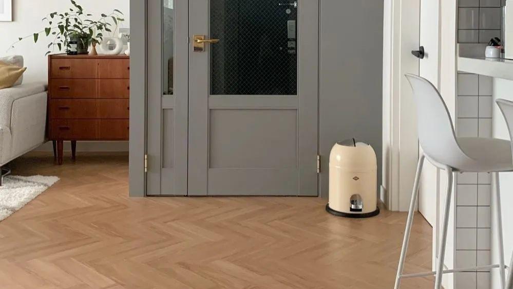 头次装修，28岁夫妻坚持己见，65㎡不盲目跟风，成功避开5大误区