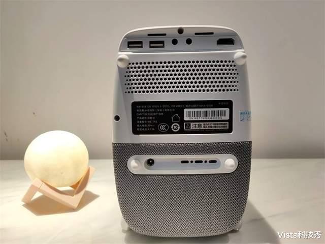 苹果|随时随地追剧看大片-泰捷WEBOX T1S投影仪开箱体验