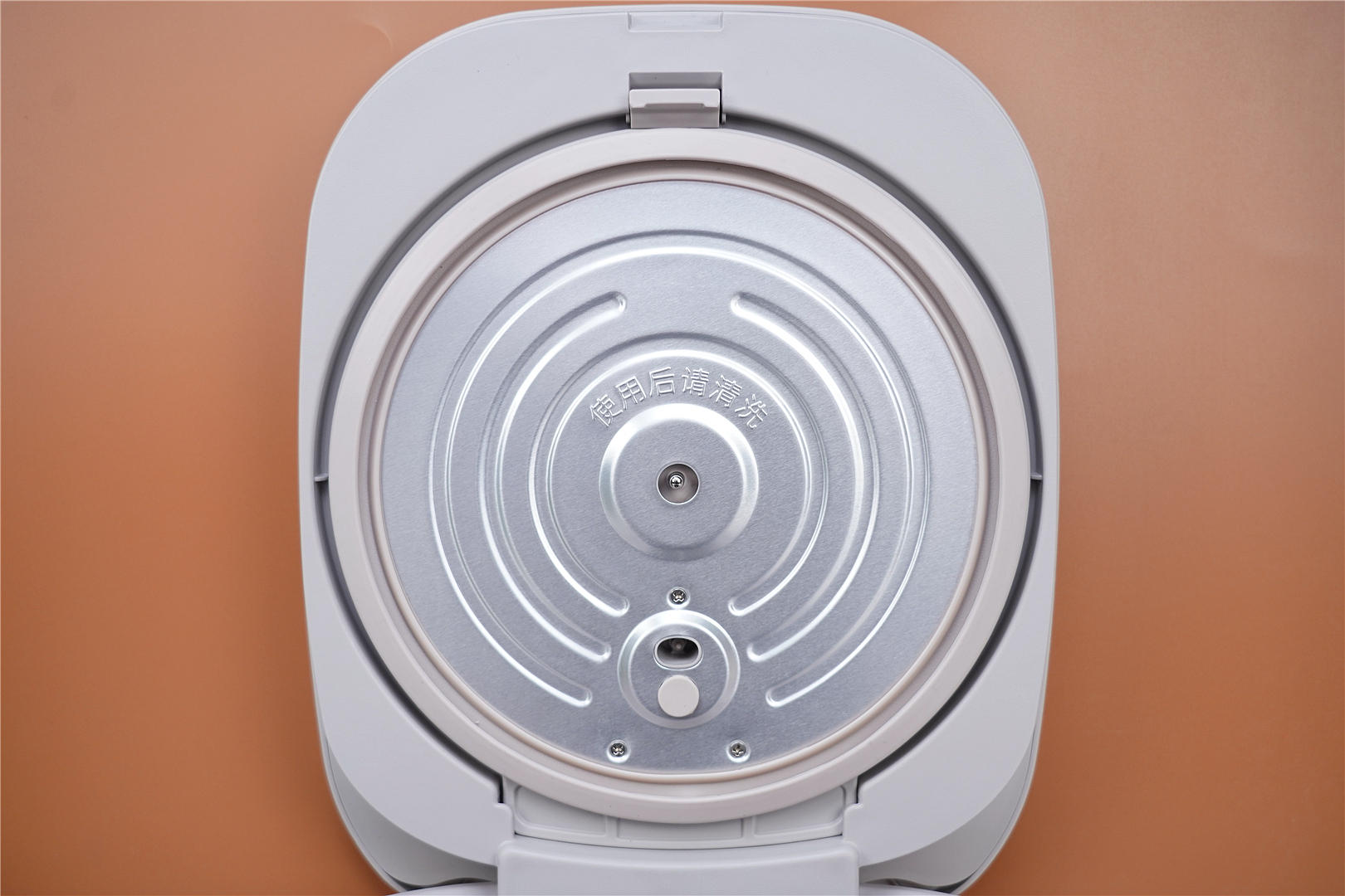 米饭|九阳黑科技电饭煲上市,0涂层,不粘锅,让你爱不释手。