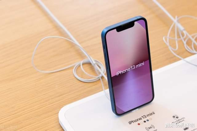 显卡|苹果手机开始辉煌的时候，就已经奠定没落，这是万事万物的规律