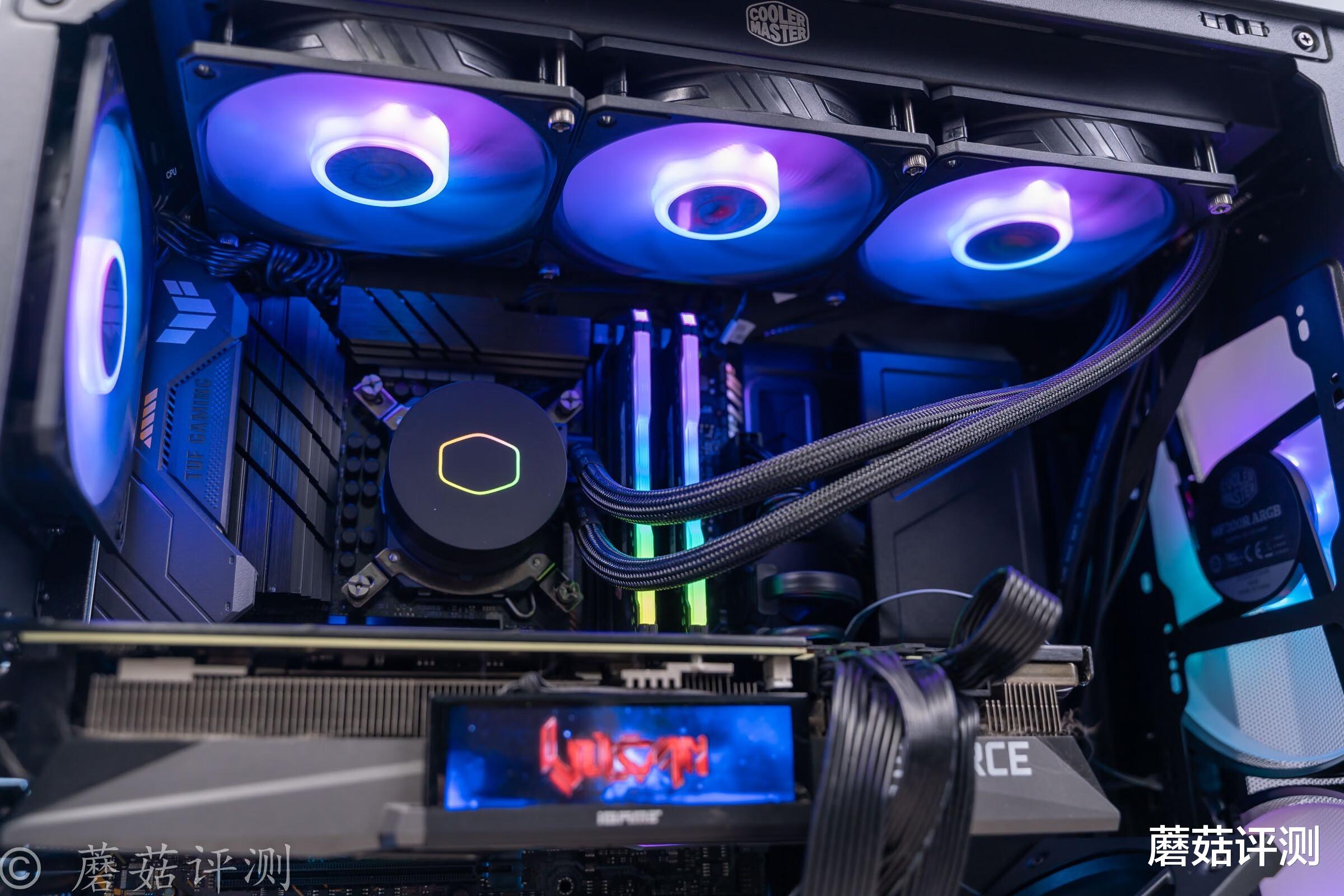 iPhone|连续多日的高温,让朋友家的主机燥热难耐、更换机箱散热后重获新生